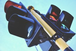 recognize traffic lights when driving in Quebec