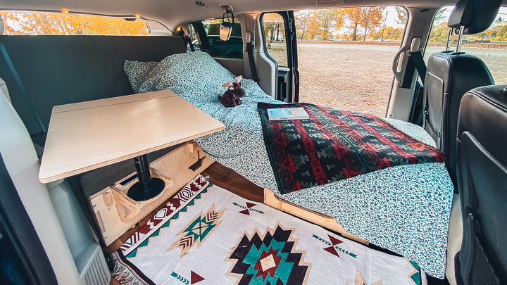 conversion kit to build a camper van for one person, traveling in campervan with your dog | Vanpackers