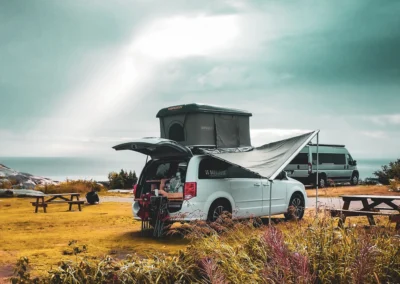 auvent de la minivan aménagée